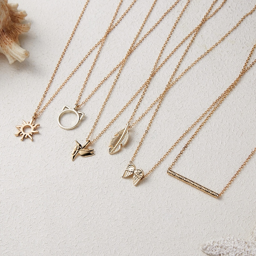Balance charm necklace - Picture 2 of 2
